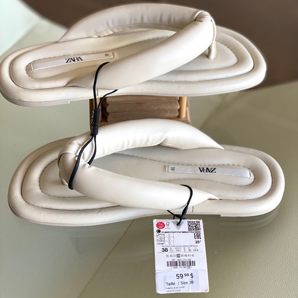 Y2K cushioned chunky platform white flip flops/ 6.5 women’s for spring summer - Picture 8 of 9